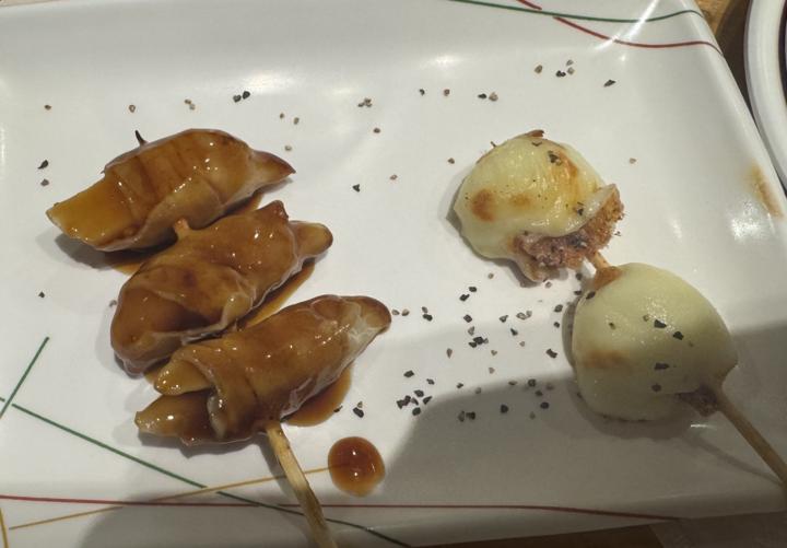 岩下の新生姜豚巻、焼きカチョカヴァロ
