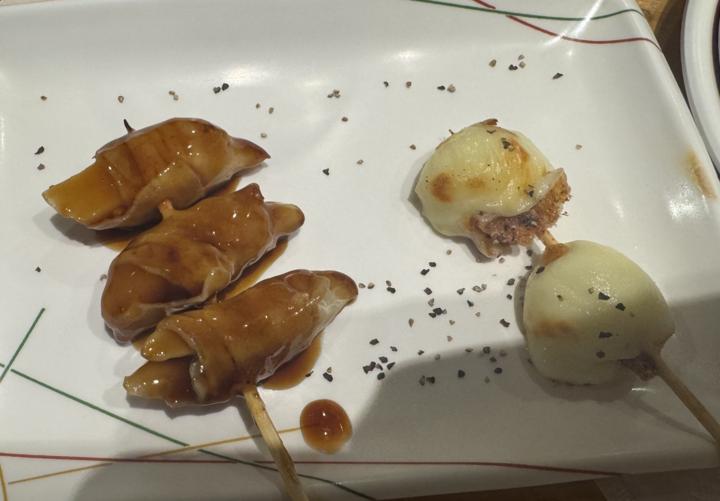 岩下の新生姜豚巻、焼きカチョカヴァロ