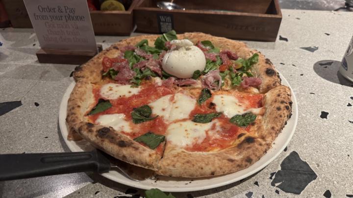 Pizza 4P&rsquo;s ピザ